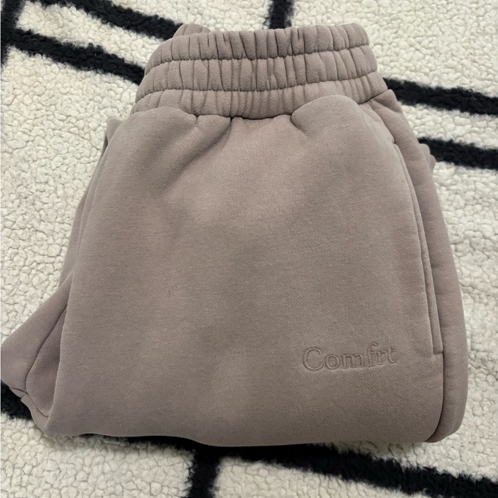 Comfort Embroidered Sweatpants - Taupe